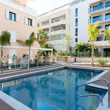 2-br With Terrace And Pool In The Heart Of Palm Apartment